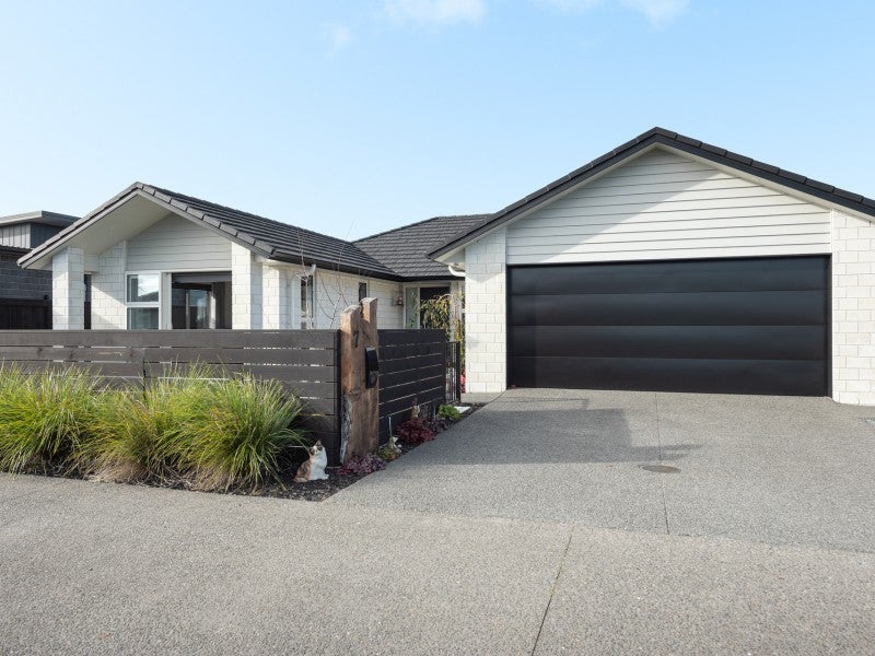 7 Omapere Lane, Pyes Pa, Tauranga - Carousel 2