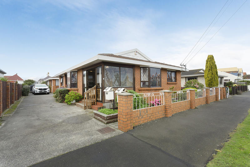 49A Queens Drive, Saint Kilda, Dunedin - Carousel 1