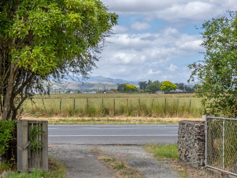 3311 State Highway 2, Clareville, Carterton - Carousel 2