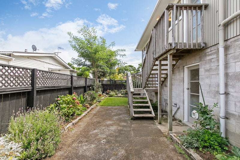 2/18 Rotomahana Terrace, Remuera, Auckland - Carousel 11