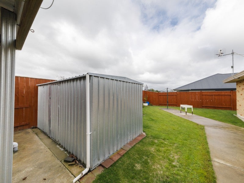 50 Branigan Parade, Kelvin Grove, Palmerston North - Carousel 14