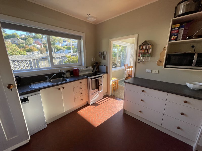 30 Craighall Crescent, Wakari, Dunedin - Carousel 2