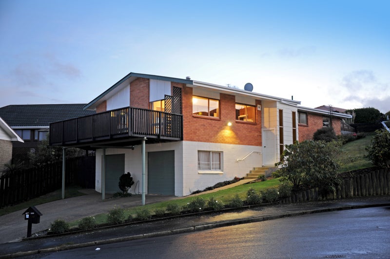 16 Botting Place, Waverley, Dunedin - Carousel 1