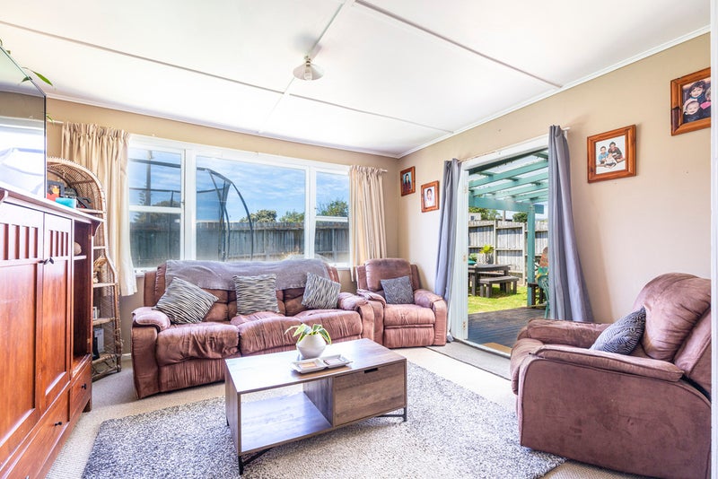 180 Pukehina Parade, Te Puke - Carousel 2