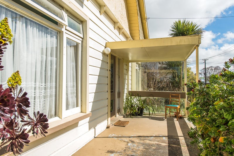 66 Young Street, Whanganui East, Whanganui - Carousel 2