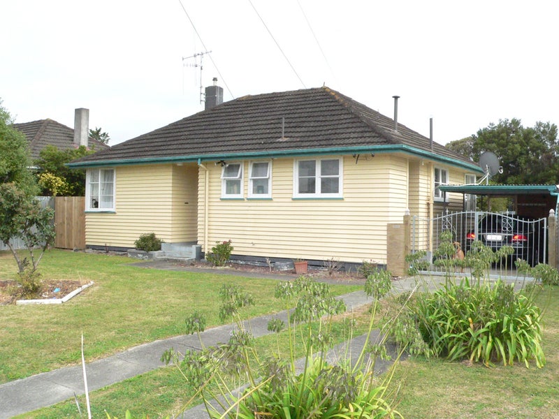 7 Brighton Crescent, Highbury, Palmerston North - Carousel 1