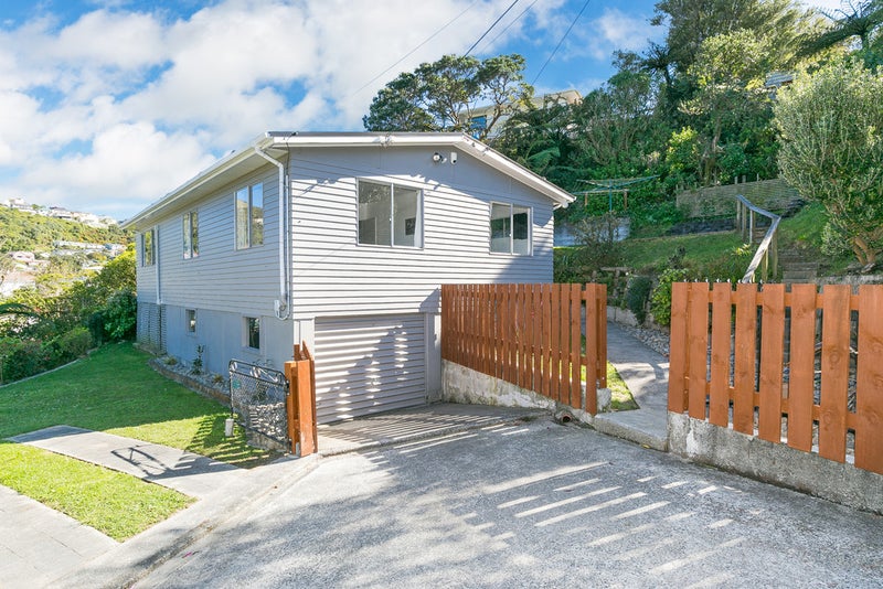38A Prospect Terrace, Johnsonville, Wellington - Carousel 22