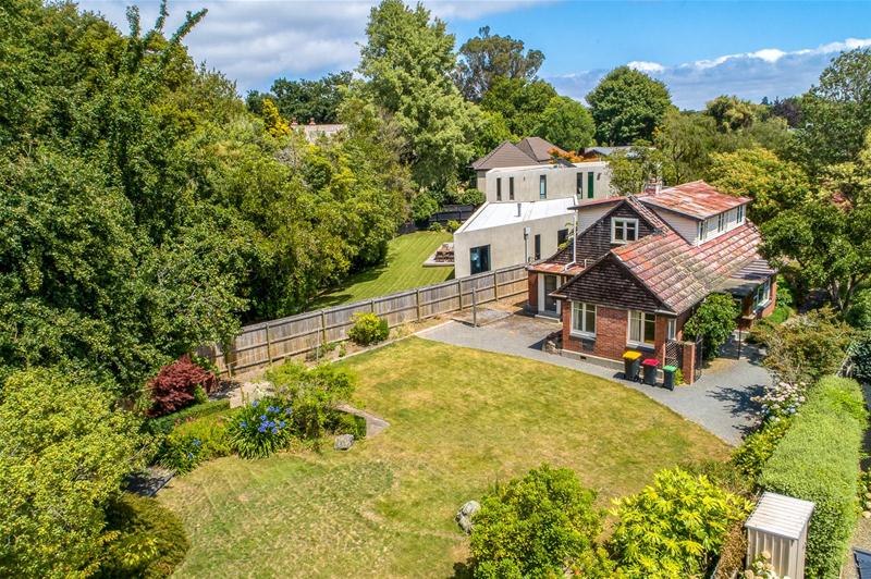 9 Girvan Street, Fendalton, Christchurch - Carousel 2