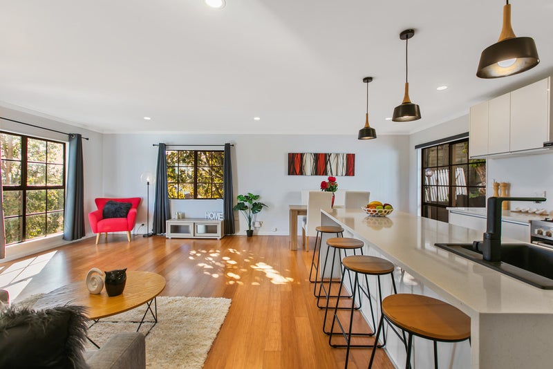 25B Rangeview Road, Sunnyvale, Auckland - Carousel 26