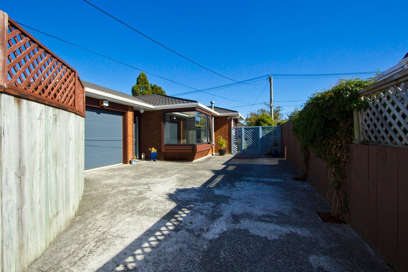 1/36 Guthrie Street, Waterloo, Lower Hutt - Carousel 2