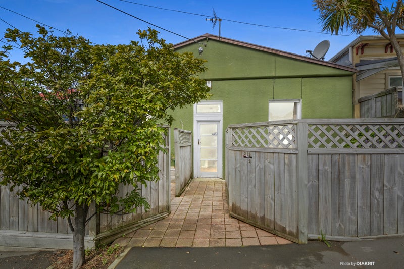 219 Rintoul Street, Berhampore, Wellington - Carousel 1