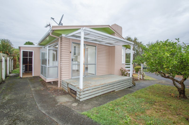 39 Tomin Road, Glenview, Hamilton - Carousel 11