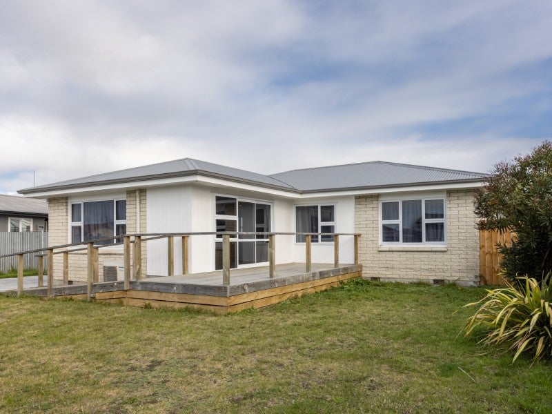 53 Folkestone Drive, Flaxmere, Hastings - Carousel 2