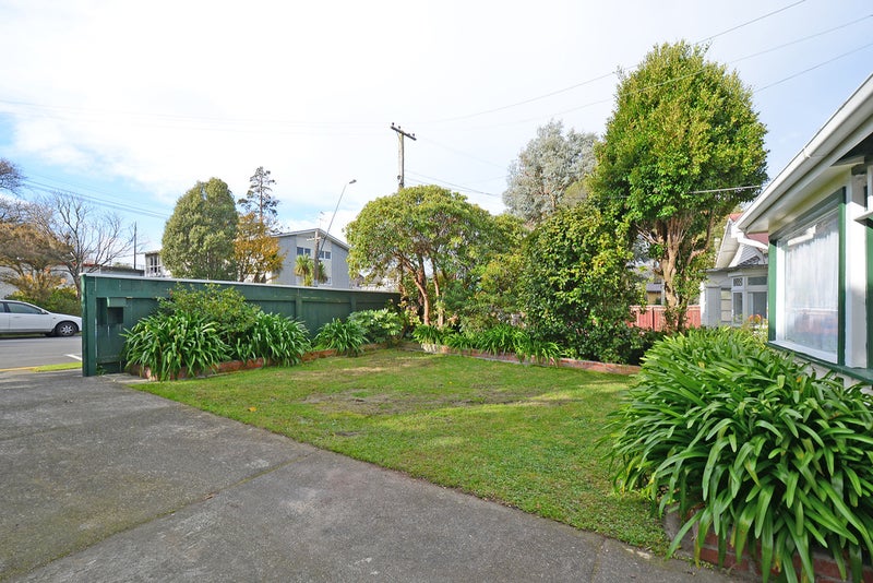 4 Bridge Street, Melling, Lower Hutt - Carousel 21