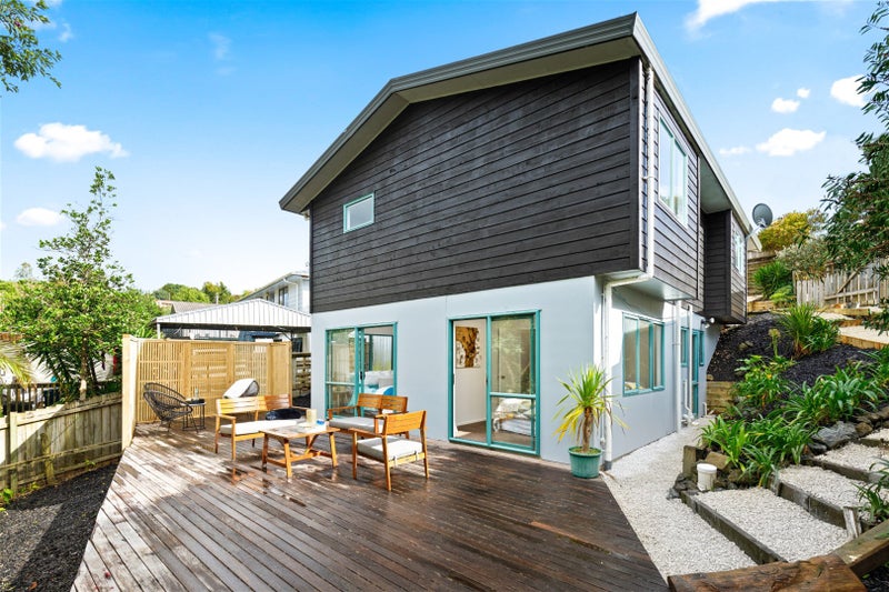 2/27 Hexham Street, Warkworth, Auckland - Carousel 1