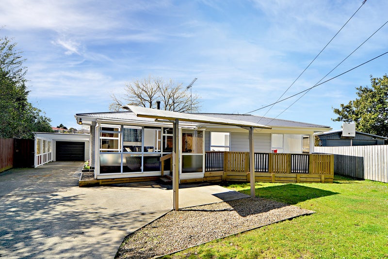 12 Barnard Place, Manurewa East, Auckland - Carousel 1