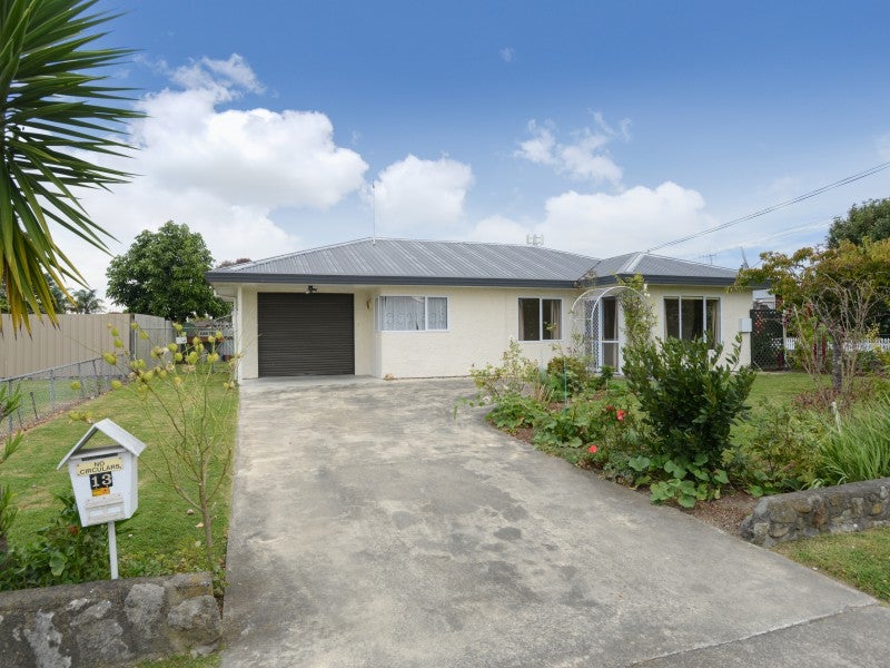 13 Lannie Place, Greenmeadows, Napier - Carousel 1