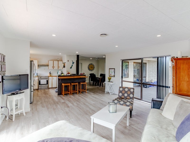 50 Whiting Crescent, Greenmeadows, Napier - Carousel 2