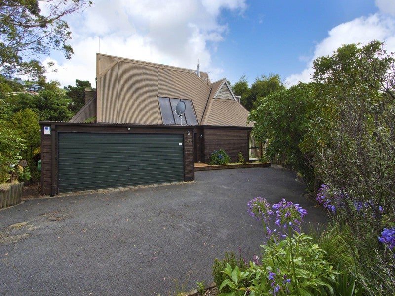 47 Pomare Road, Tirohanga, Lower Hutt - Carousel 2