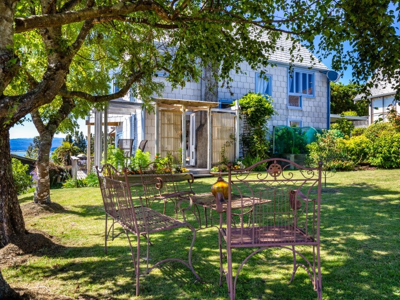 16 Te Pohue Street, Omori - Carousel 20