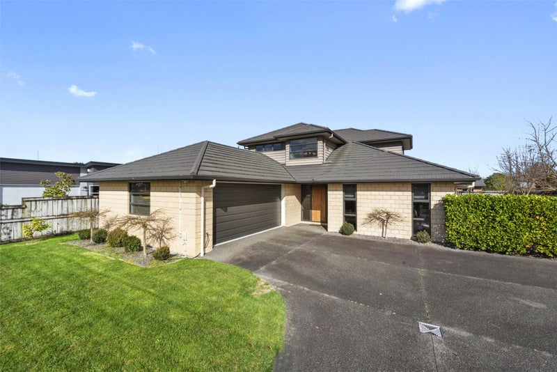 62 Rhys Avenue, Huntington, Hamilton - Carousel 1