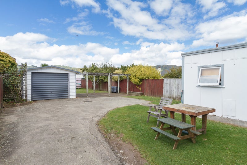 50 Connolly Street, Boulcott, Lower Hutt - Carousel 2