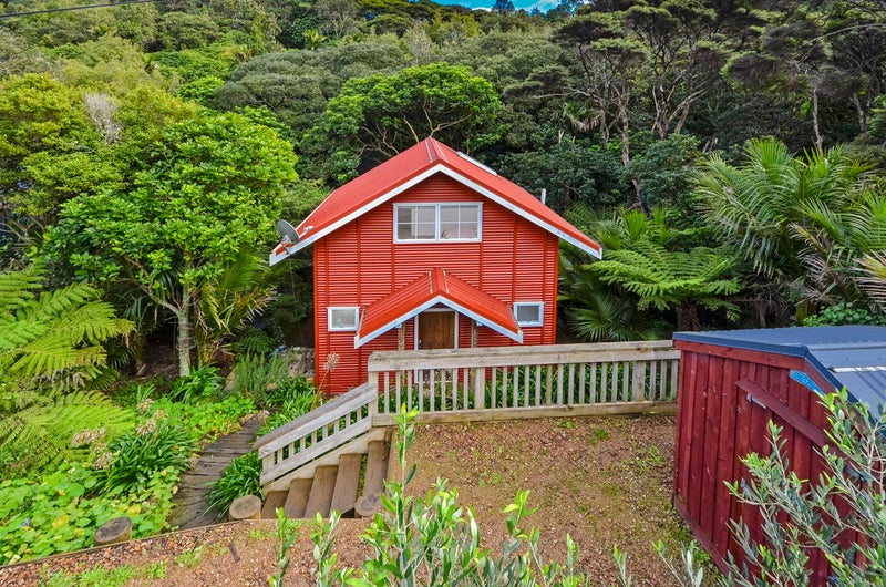 51 Glen Brook Road, Omiha, Waiheke Island - Carousel 2