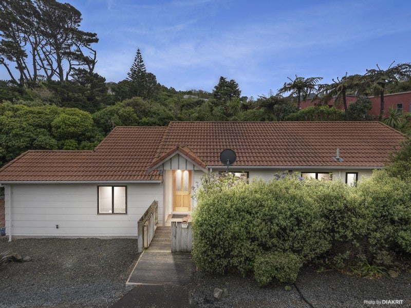 100A Fraser Avenue, Johnsonville, Wellington - Carousel 12