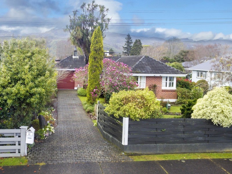 11 York Avenue, Heretaunga, Upper Hutt - Carousel 26