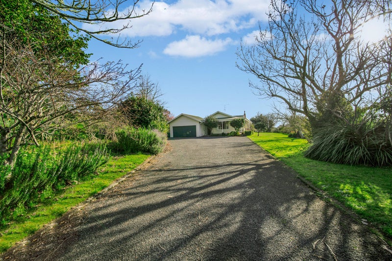 10 Sealy Road, Omata, New Plymouth - Carousel 25