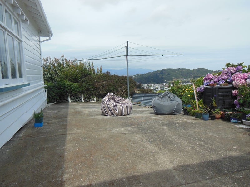 13 Ingestre Street, Vogeltown, Wellington - Carousel 2