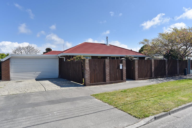 2 Rowan Avenue, Aranui, Christchurch - Carousel 2