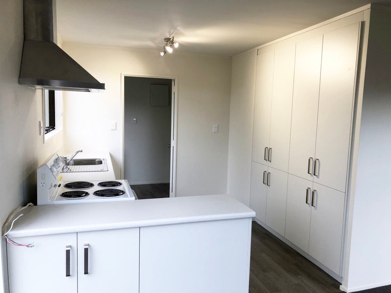 2A Portal Crescent, Beerescourt, Hamilton - Carousel 2