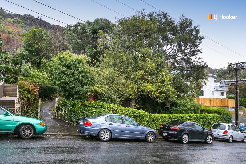 90 Queen Street, North Dunedin, Dunedin - Carousel 15