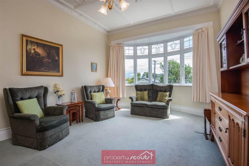 30 Oakland Street, Andersons Bay, Dunedin - Carousel 2