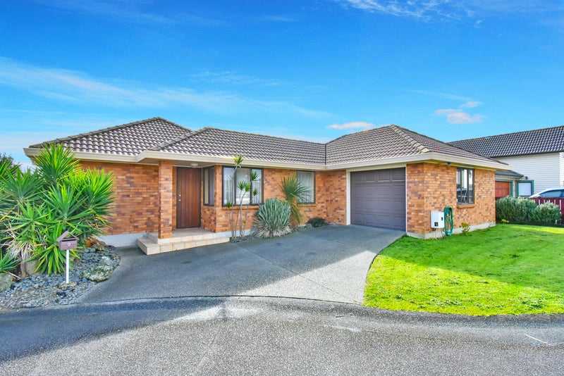 9 Paloma Court, Hillpark, Auckland - Carousel 1