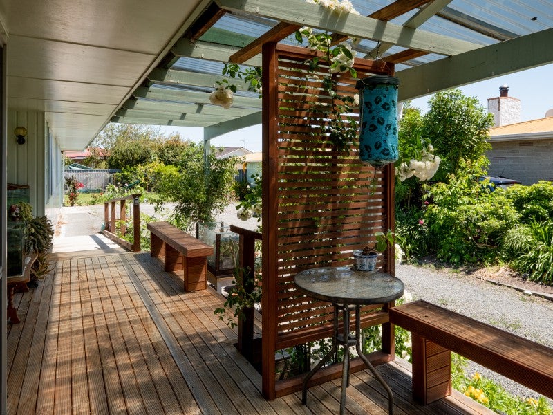 4 Leon Street, Riverdale, Gisborne - Carousel 2