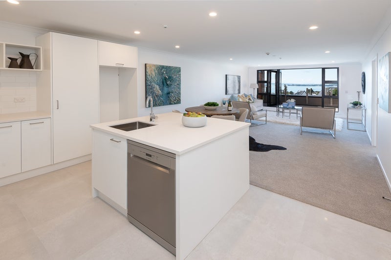 1D/12 Selwyn Road, Howick, Auckland - Carousel 1