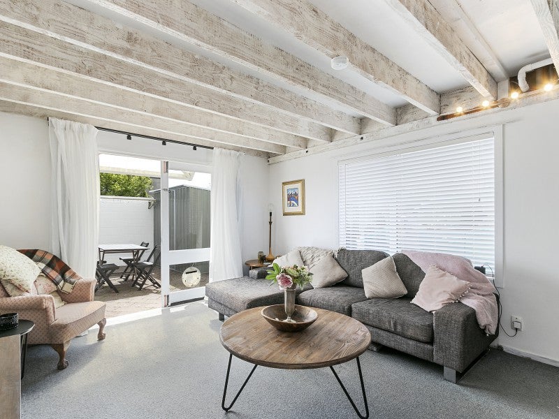 1/118 Randwick Road, MOERA, Lower Hutt - Carousel 2