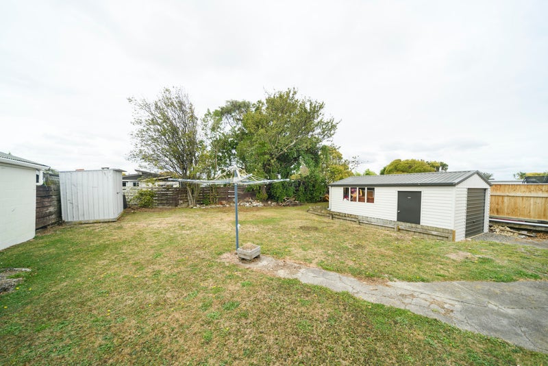 38 Holdsworth Avenue, Milson, Palmerston North - Carousel 16