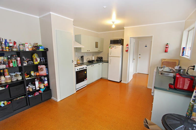 86 Harrow Street, North Dunedin, Dunedin - Carousel 2