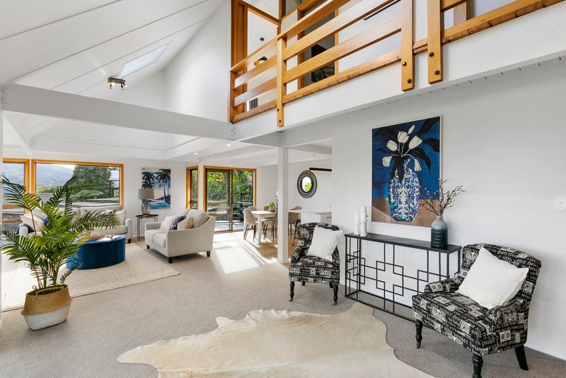 2 Farrelly Grove, Fairfield, Lower Hutt - Carousel 1