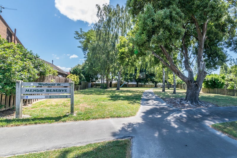 20 Mendip Place, Casebrook, Christchurch - Carousel 18