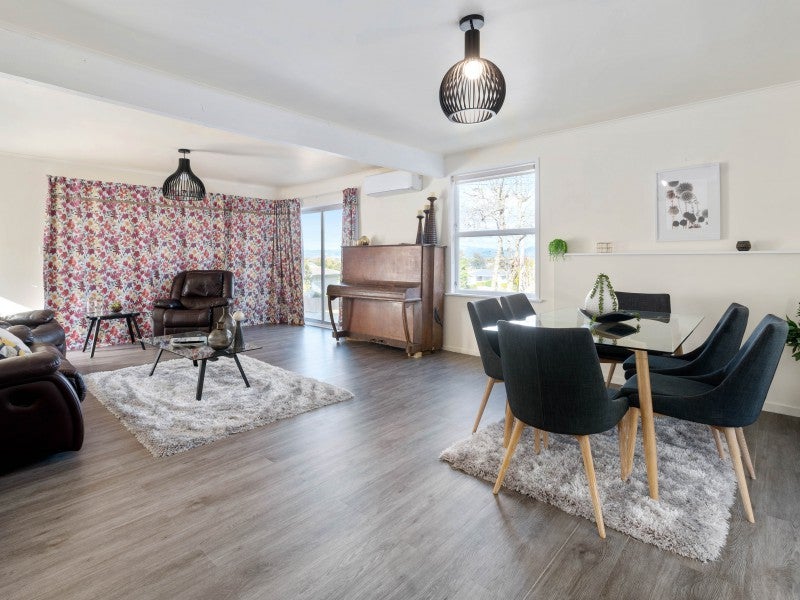 65 Mallard Drive, Selwyn Heights, Rotorua - Carousel 1