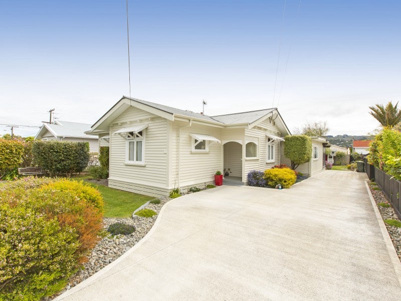 43 Tennyson Street, Petone, Lower Hutt - Carousel 20