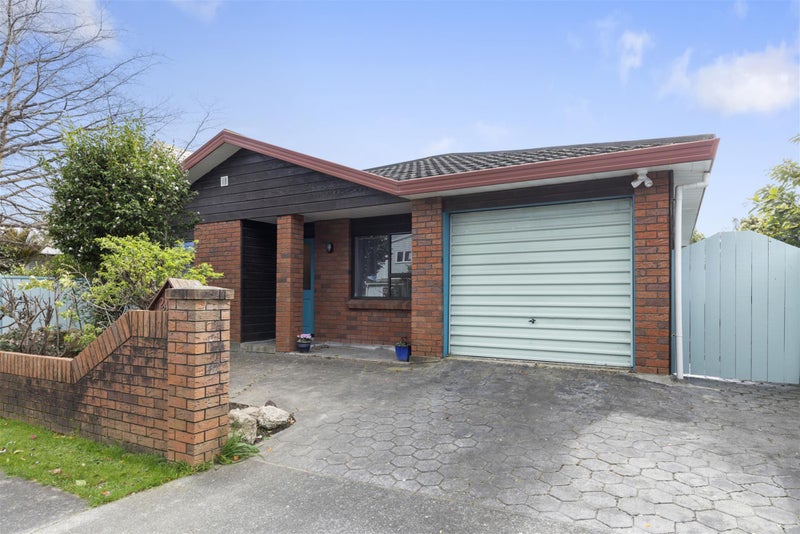 2A Brasell Street, Fairfield, Lower Hutt - Carousel 1