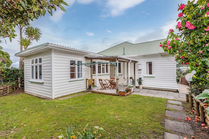 98 Darlington Road, Miramar, Wellington - Carousel 2