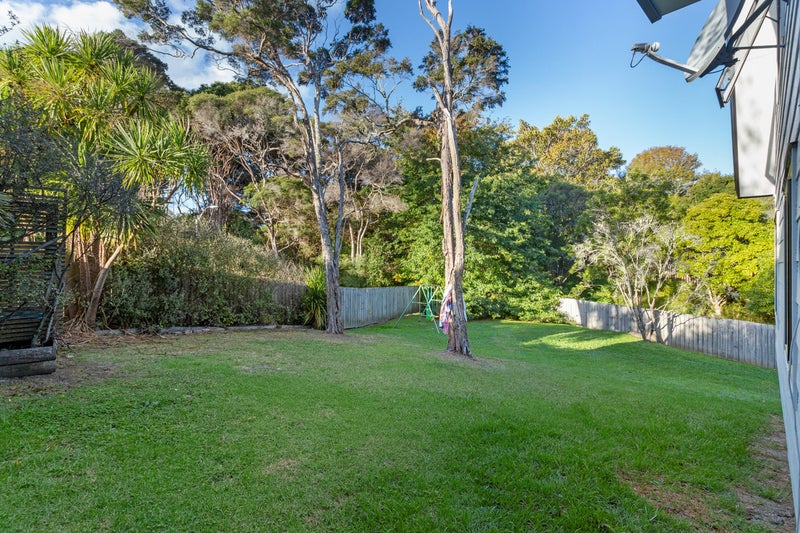 27 Shadon Place, Stanmore Bay, Whangaparaoa - Carousel 2