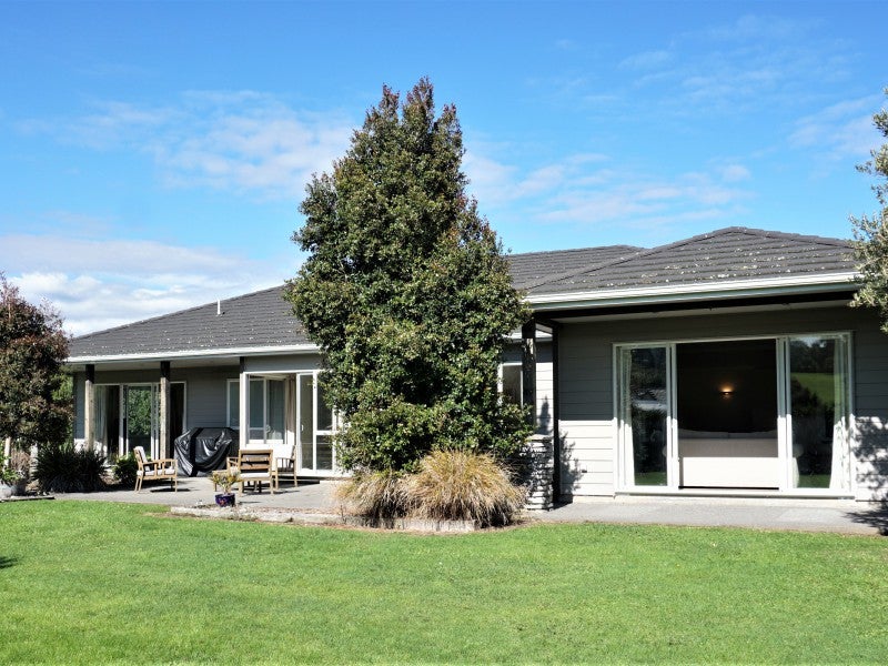 14 Ohau Terraces, Ohau, Levin - Carousel 19