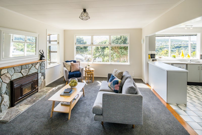 16 Raroa Place, Pukerua Bay, Porirua - Carousel 2